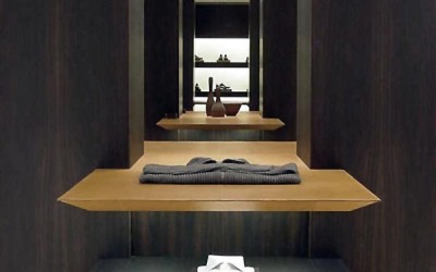 Venice-Ermenegildo Zegna-Zegna-flagship store-fashion-visual merchandising-window displays-windows-moda-vetrine-brand identity-beauty-store design-retail-Marco Stalla-scarpe-borse-accessori-bags-shoes-accessories