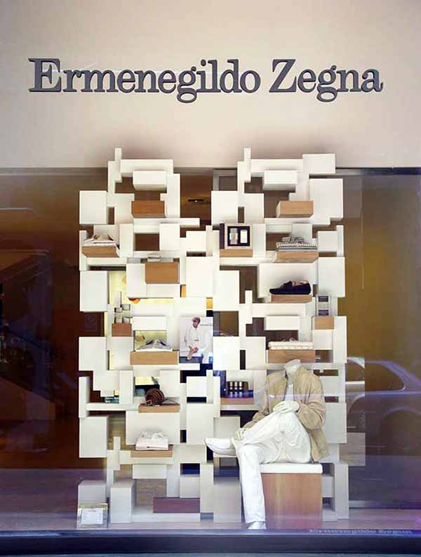 Ermenegildo Zegna-Zegna-fashion-visual merchandising-window displays-windows-moda-vetrine-brand identity-beauty-design-Marco Stalla-scarpe-borse-accessori-bags-shoes-accessories-Milano