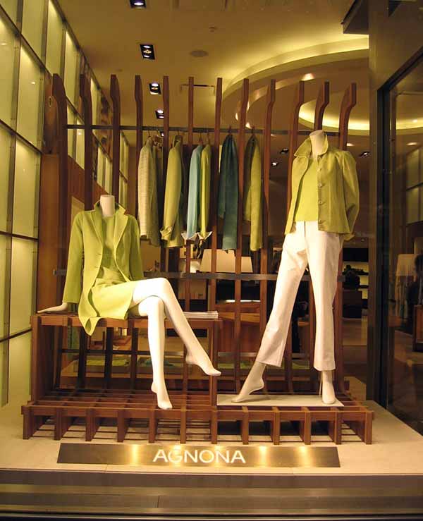 New York-Agnona- Ermenegildo Zegna-Zegna-fashion-visual merchandising-window displays-windows-moda-vetrine-brand identity-beauty-design-Marco Stalla-scarpe-borse-accessori-bags-shoes-accessories